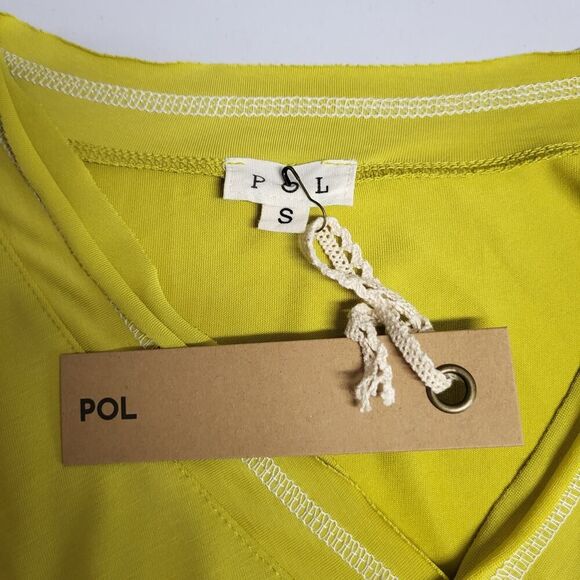 NEW POL Relaxed Fit Green T-Shirt | V-Neck Pocket Silky Comfy | Oversized Small - Picture 3 of 14